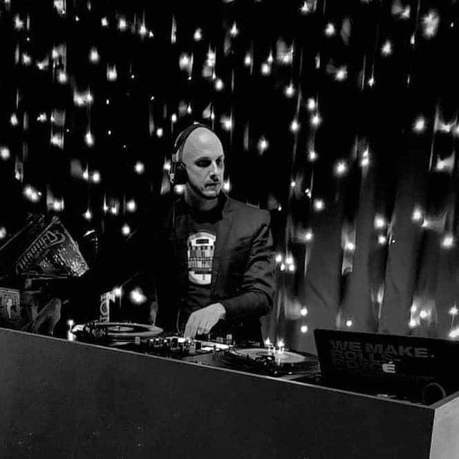 DJ Suisse Imadjin aka DJ Dob mixing for Hermes